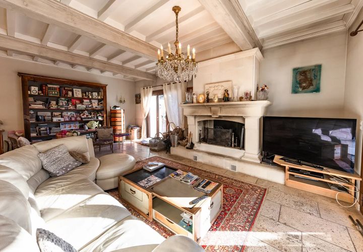 Villa i Fontvieille, Bouches-du-Rhone, Fontvieille - € 1.535.000 | Ref: HH-16088506 - foto 1