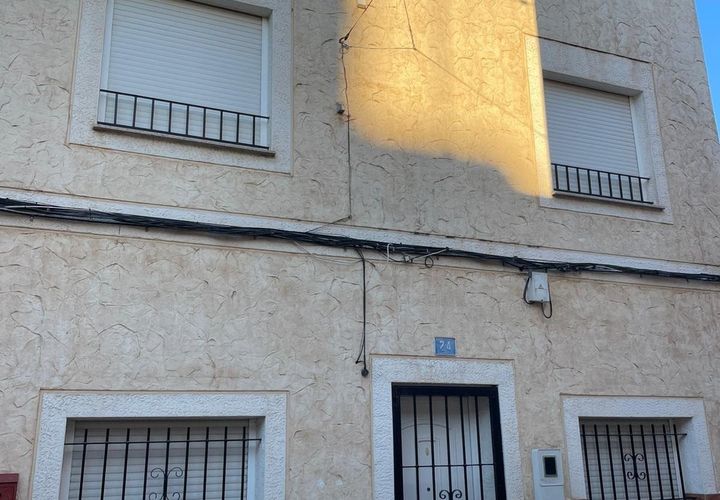 Duplex i Albatera, Alicante, Albatera - € 135.000 | Ref: AG19MLSC3692085 - foto 1