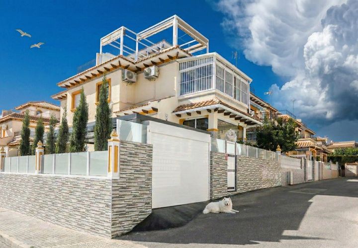 Stadthaus in Punta Prima, Alicante, Punta Prima - € 250.000 | Ref: LMCD-75135 - Foto 1