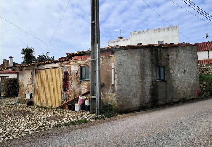 Garage i Santo Onofre e Serra do Bouro, Leiria, Santo Onofre e Serra do Bouro - € 51.000 | Ref: 121701557-5 - foto 1