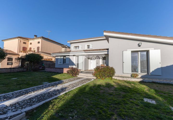 Villa a Casalmoro, Mantua, Casalmoro - € 315.000 | Ref: 6415062020-1372 - foto 1