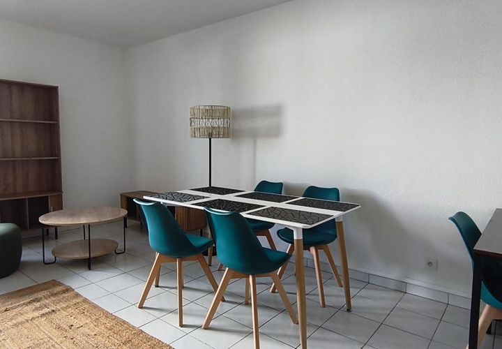 Villa a Avignon, Vaucluse, Avignon - € 680/mes | Ref: LEGT2C28AVIGNON - foto 1