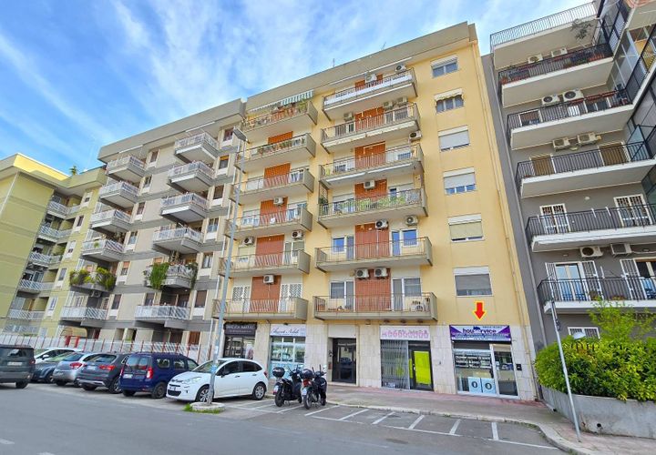 Erhvervsejendom i Bari, Bari, Bari - € 110.000 | Ref: ROSALBA - foto 1