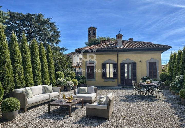 Villa a Carate Brianza, Monza and Brianza, Carate Brianza - € 410.000 | Ref: CBI154-2958-97 - foto 1