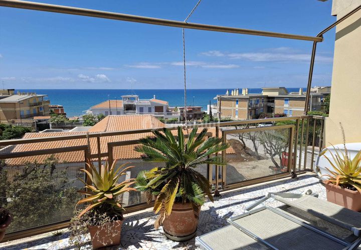 Apartament a Anzio, Rome, Anzio - € 2.500/mes | Ref: GR226 - foto 1
