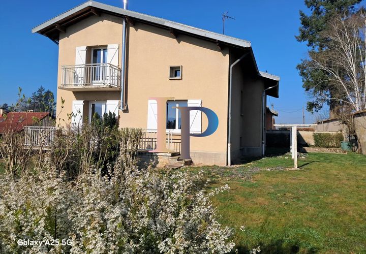 Villa a La Clayette, Saone-et-Loire, La Clayette - € 195.000 | Ref: 71CF4520 - foto 1