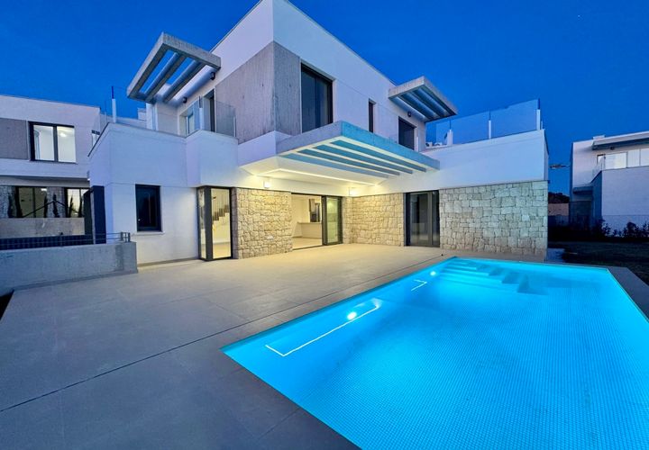 Villa a Finestrat, Alicante, Finestrat - € 850.000 | Ref: NB-30541 - foto 1