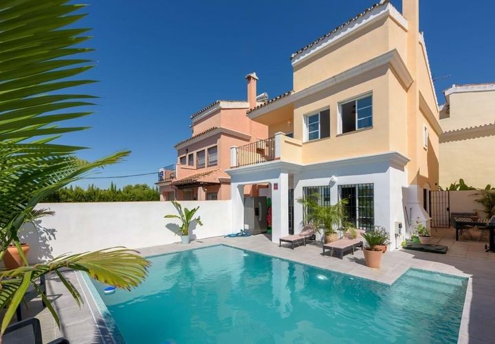 Villa a Estepona, Malaga, Estepona - € 795.000 | Ref: SMSE5106175 - foto 1
