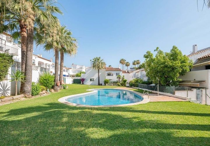 Rækkehus i Estepona, Malaga, Estepona - € 550.000 | Ref: SMSE5112328 - foto 1