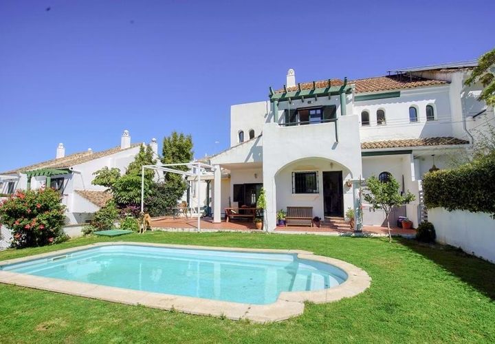 Villa a La Duquesa, Malaga, La Duquesa - € 575.000 | Ref: SMSD5119579 - foto 1