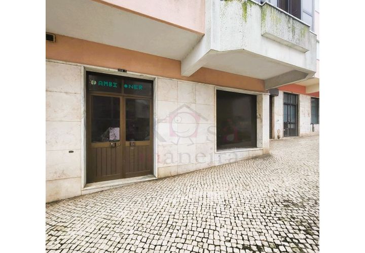 Erhvervsejendom i Cacem, Lisbon, Cacem - € 165.000 | Ref: BOT_470 - foto 1