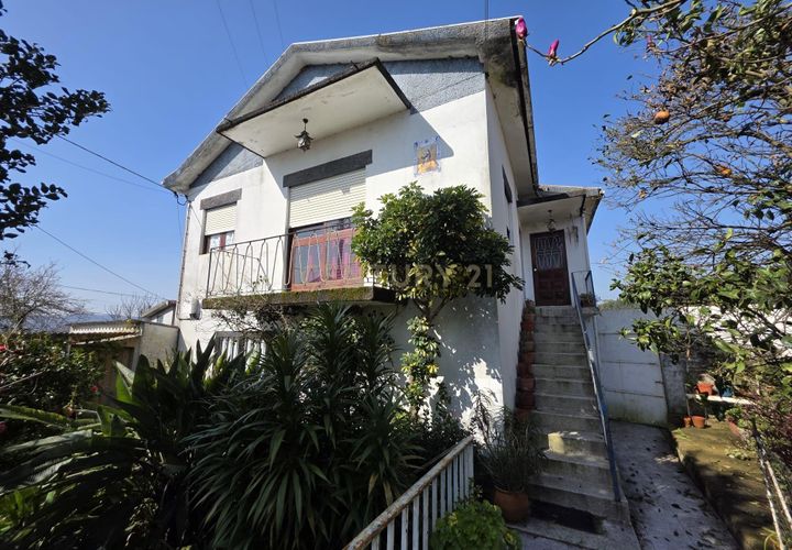 Villa a Paredes, Porto, Paredes - € 230.000 | Ref: C0188-01879 - foto 1