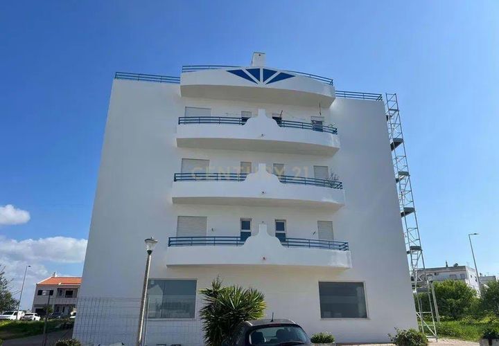 Lejlighed i Estombar, Faro, Estombar - € 450.000 | Ref: C0240-03570 - foto 1