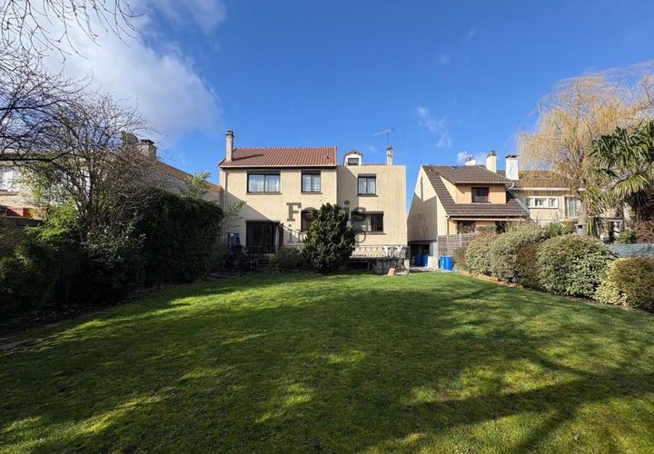 Villa a Bagnolet, Seine-Saint-Denis, Bagnolet - € 980.000 | Ref: 4084_HM_LP - foto 1