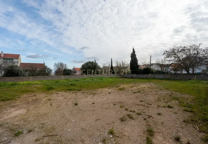 Helårsgrund i Amadora, Lisbon, Amadora - € 165.000 | Ref: C0444-00828 - foto 1