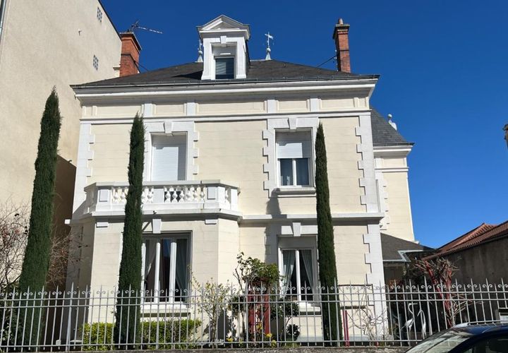 Villa a Feurs, Loire, Feurs - € 430.000 | Ref: CTSBM26 - foto 1