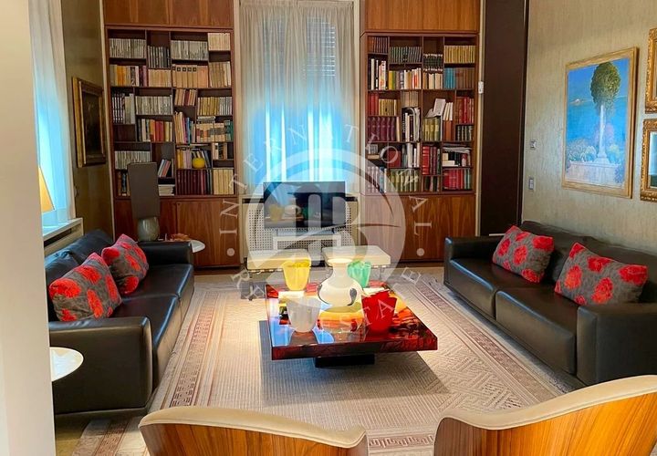 Villa i Voghera, Pavia, Voghera - € 1 100 000 | Ref: IB 620 - foto 1
