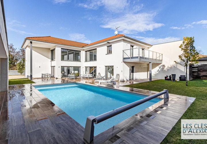 Villa i Neyron, Ain, Neyron - € 1.240.000 | Ref: 86774442 - foto 1