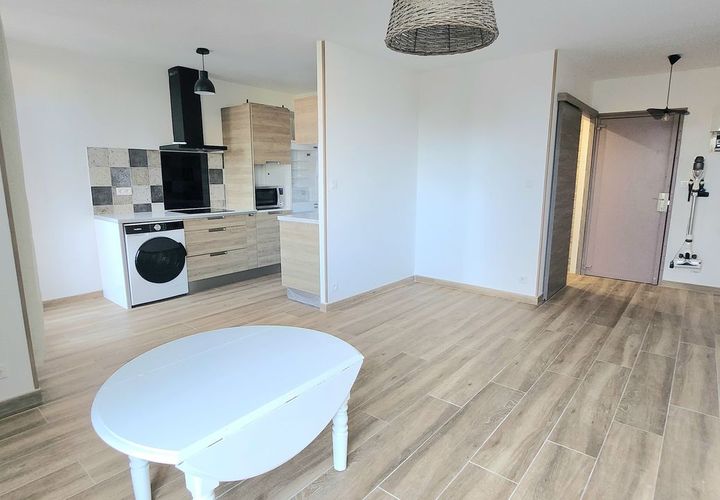 Lejlighed i Marseille, Bouches-du-Rhone, Marseille - € 145.000 | Ref: 12081CH138 - foto 1