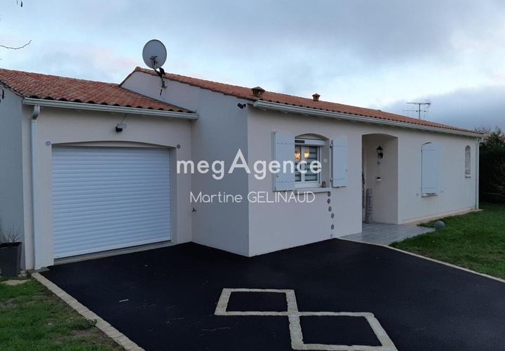 Landejendom i Saintes, Charente-Maritime, Saintes - € 239.000 | Ref: 199487 - foto 1
