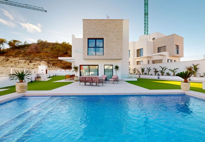 Villa i Finestrat, Alicante, Finestrat - € 699.000 | Ref: N0328 - foto 1