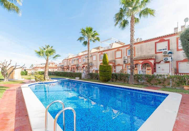 Byhus i Playa Flamenca, Alicante, Playa Flamenca - € 195.000 | Ref: R-23372 - foto 1