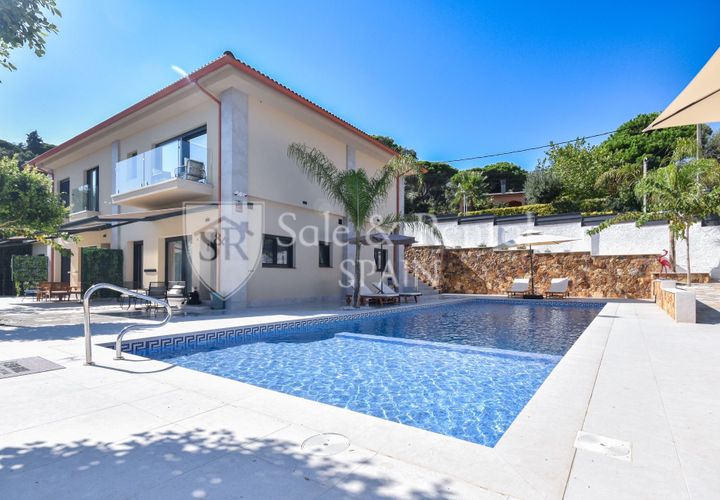 Villa i Lloret De Mar, Gerona, Lloret De Mar - € 1.190.000 | Ref: 2514 - foto 1