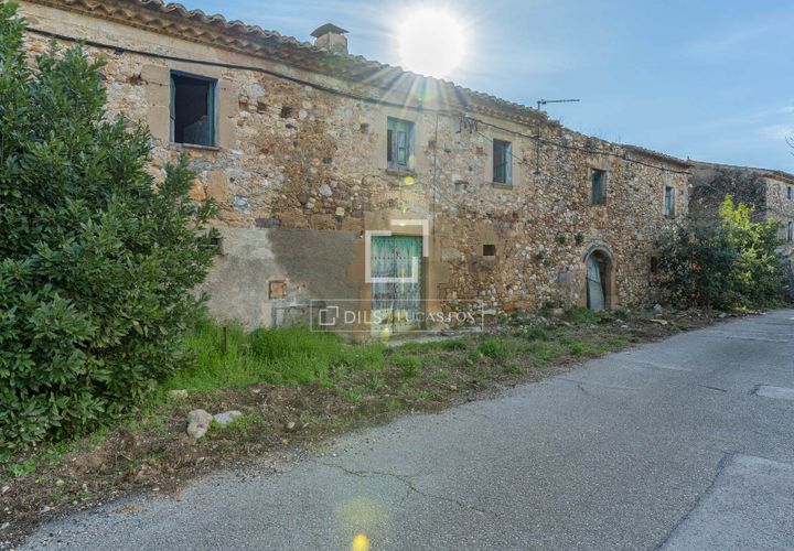 Herregård i Pontos, Gerona, Pontos - € 400 000 | Ref: GIR66341 - foto 1