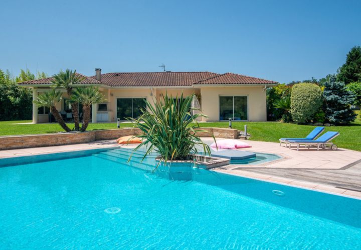 Villa a Bayonne, Pyrenees-Atlantiques, Bayonne - € 1.160.500 | Ref: 340934229214 - foto 1