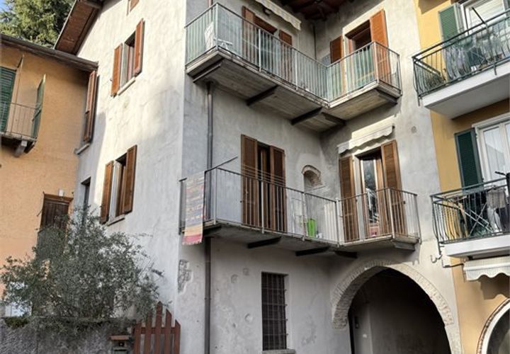 Leilighet i Erba, Como, Erba - € 157 000 | Ref: Erb64 - foto 1