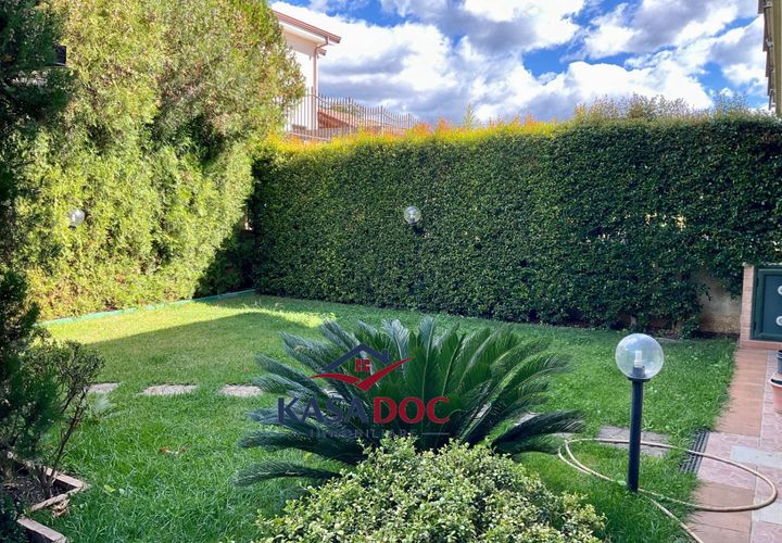 Villa a Catanzaro, Catanzaro, Catanzaro - € 360.000 | Ref: 1126 - foto 1