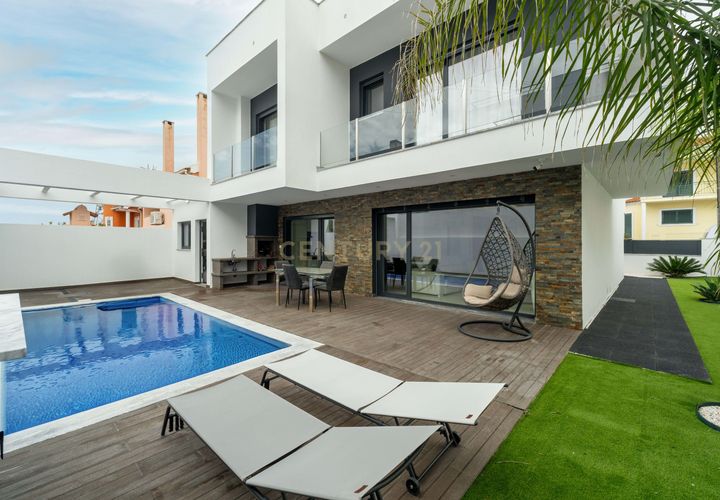 Villa i Seixal, Setubal, Seixal - € 695.000 | Ref: C0246-03478 - foto 1