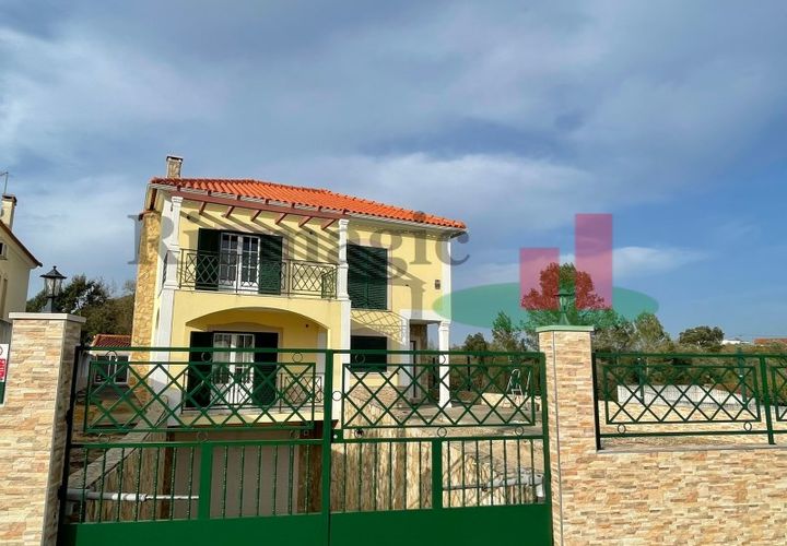 Villa a Azambuja, Lisbon, Azambuja - € 457.000 | Ref: 80.26 - foto 1
