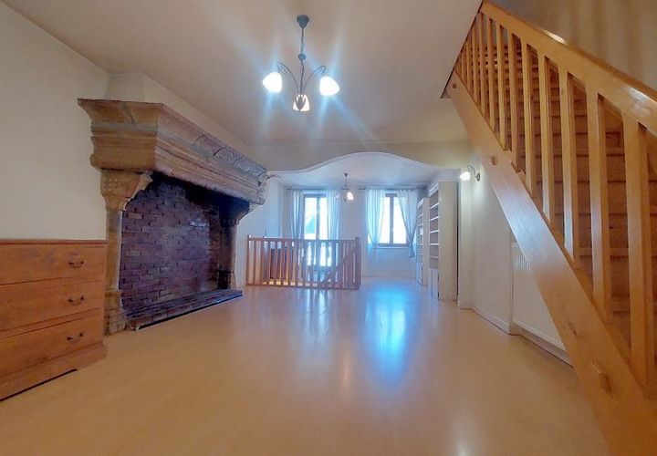 Villa a Saint-Hippolyte, Doubs, Saint-Hippolyte - € 107.000 | Ref: 2855-MAI - foto 1
