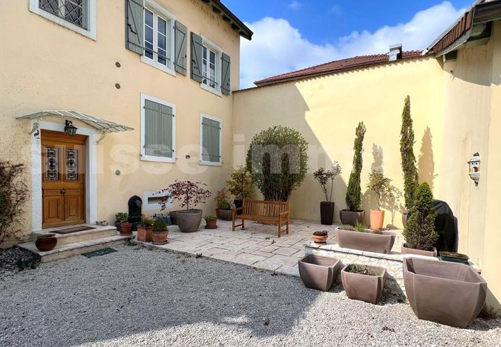 Villa a Audincourt, Doubs, Audincourt - € 399.000 | Ref: 44937-MOR - foto 1