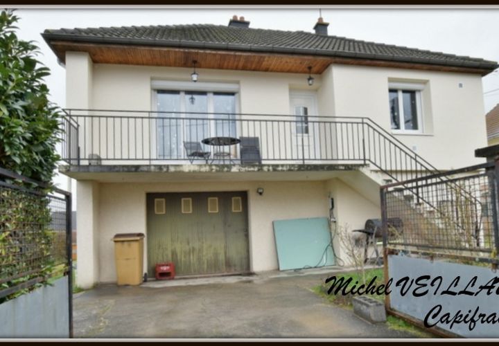 Villa a Lusigny, Allier, Lusigny - € 128.000 | Ref: 340939259978 - foto 1