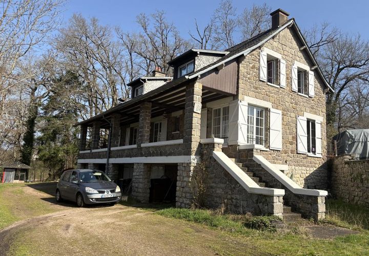 Villa a Brive-la-Gaillarde, Correze, Brive-la-Gaillarde - € 498.500 | Ref: 9AF2978DEAADBC3D - foto 1