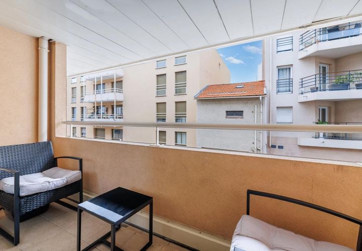 Lejlighed i Antibes, Alpes-Maritimes, Antibes - € 249.000 | Ref: 12030402049 - foto 1