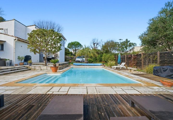 Villa i Valbonne, Alpes-Maritimes, Valbonne - € 835.000 | Ref: 12030400906 - foto 1