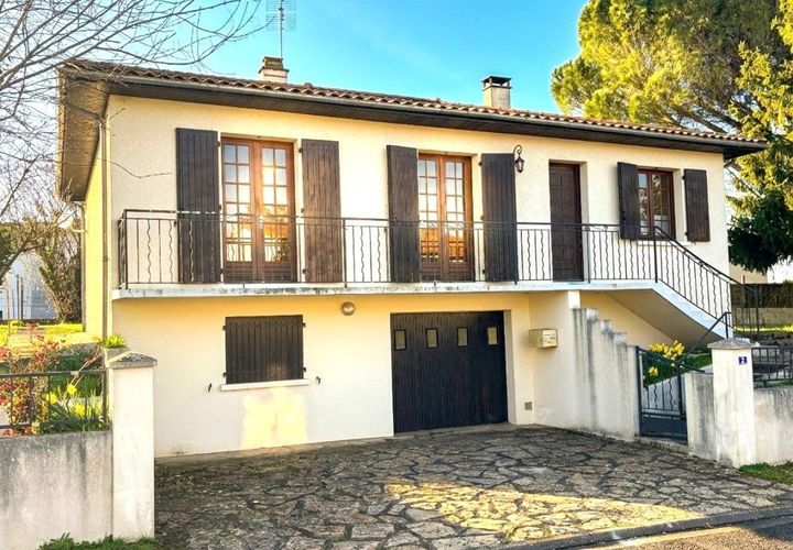 Villa i Ruffec, Charente, Ruffec - € 116.700 | Ref: 705463B7355D4154 - foto 1