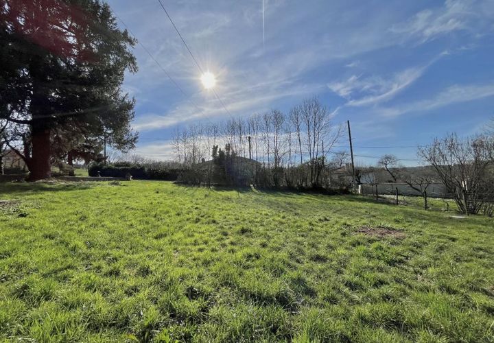 Helårsgrund i Albi, Tarn, Albi - € 38.000 | Ref: 42B288F1377C49C7 - foto 1
