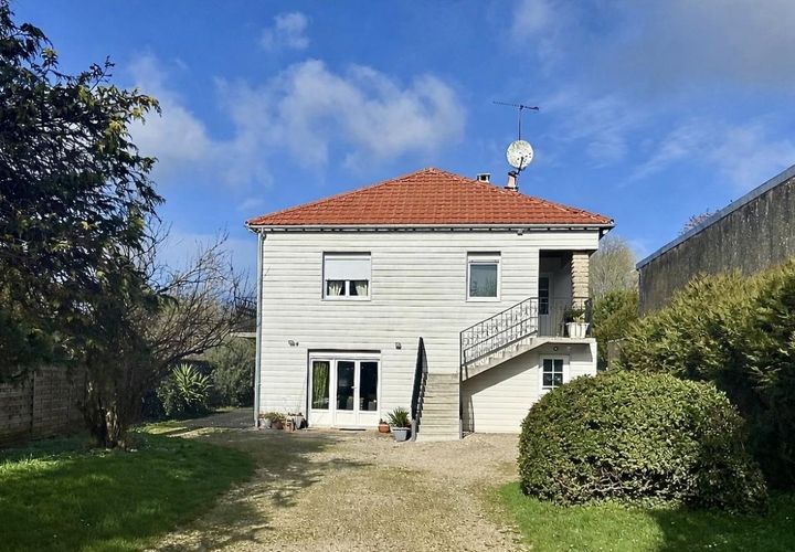 Villa a Lezay, Deux-Sevres, Lezay - € 244.500 | Ref: CA602DC5D8D14BB3 - foto 1