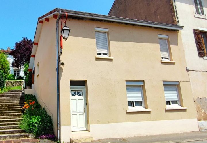 Villa a Cransac, Aveyron, Cransac - € 139.000 | Ref: 31D508D5880C4AAE - foto 1