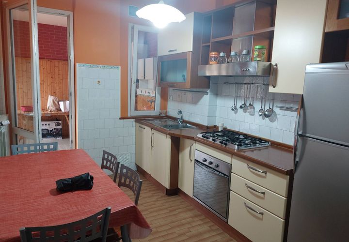 Apartament a Pisa, Pisa, Pisa - € 300/mes | Ref: 2022260 - foto 1
