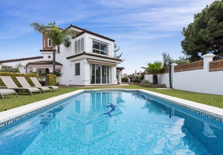Villa i Marbella, Malaga, Marbella - € 2 350 000 | Ref: R5249194 - foto 1