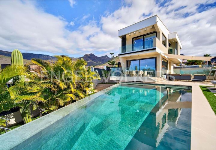 Villa in Torviscas, Tenerife, Torviscas - € 3.500.000 | Ref: W-048QG0 - foto 1