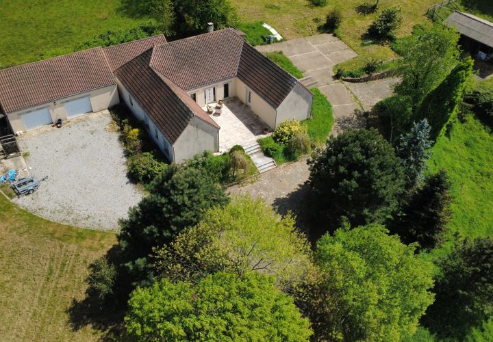 Villa i Le Dorat, Haute-Vienne, Le Dorat - € 445.200 | Ref: BVI84557 - foto 1