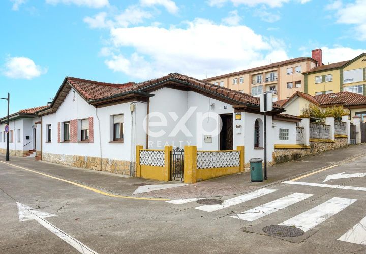 Villa i Oviedo, Asturias, Oviedo - € 289.900 | Ref: EXP13410/8930 - foto 1