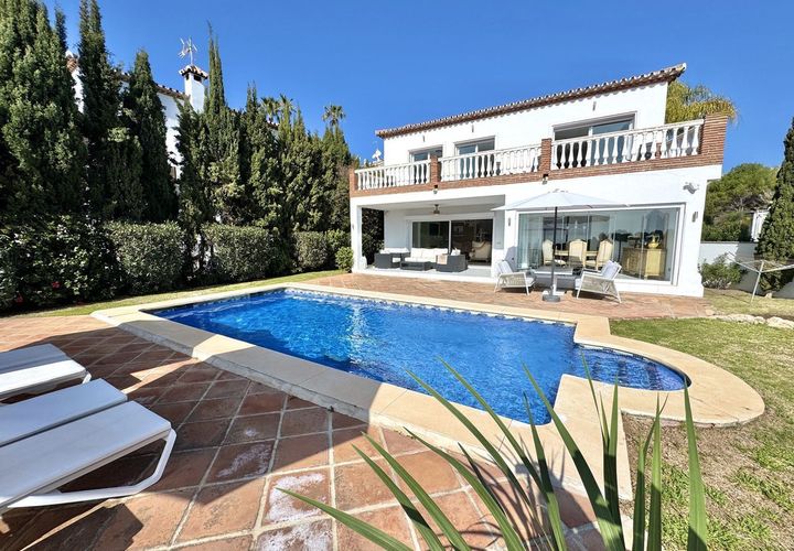 Villa a Calahonda, Malaga, Calahonda - € 1.100.000 | Ref: R5320093 - foto 1