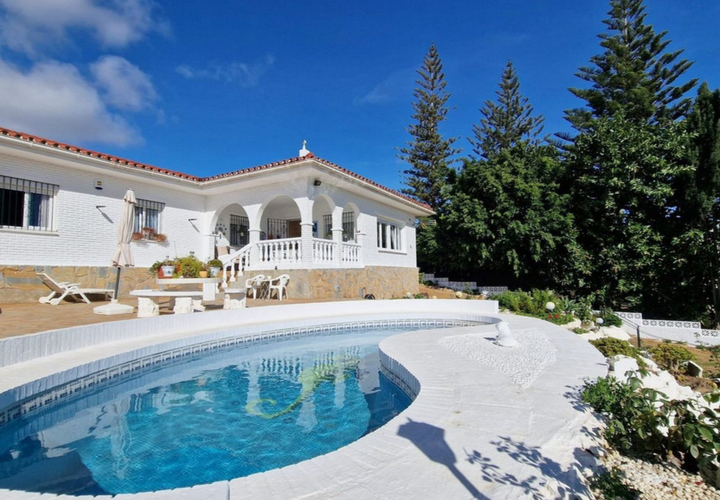 Villa a La Duquesa, Malaga, La Duquesa - € 690.000 | Ref: SMSD1888 - foto 1